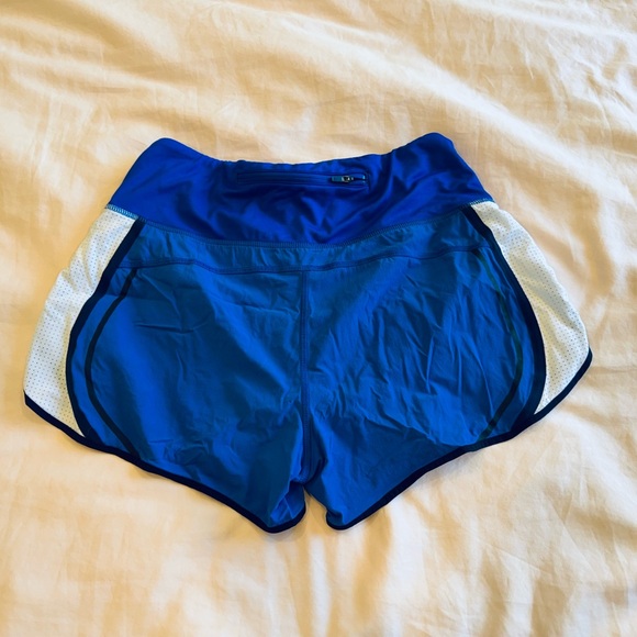 Athleta High Rise Acceleration Short - Picture 5 of 5